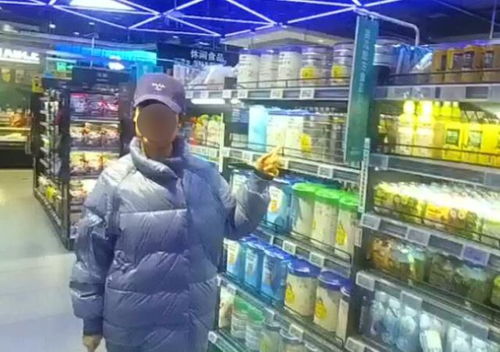 無業(yè)男子帶孕妻偷奶粉日用品被抓 竟辯稱“為生活所迫”，百貨銷售防盜引關(guān)注